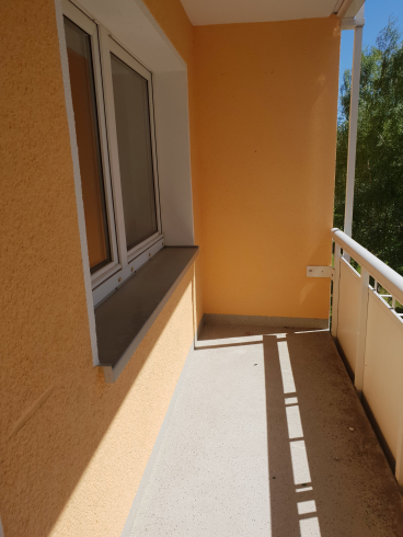 "Charmante" 1-Zimmer-Wohnung inklusive Balkon !